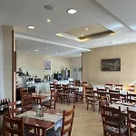 Dafovska מלון 3*