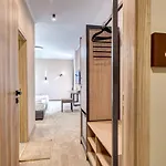 Dafovska מלון 3*