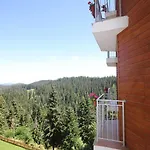 Dafovska מלון